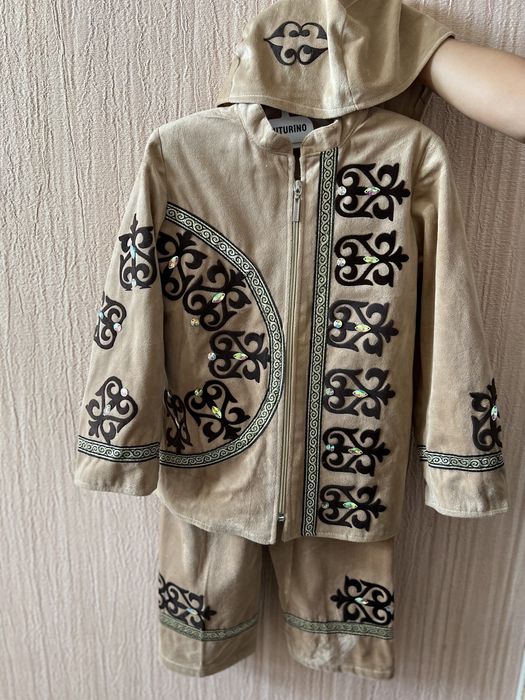 Детские костюмы