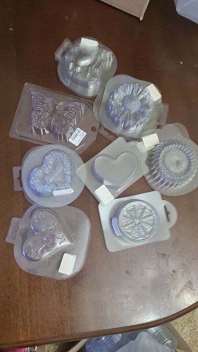 Пластиковые формочки