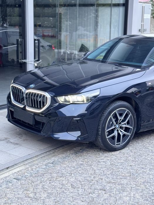 Bmw i5 40L/ M sport/14000km probeg