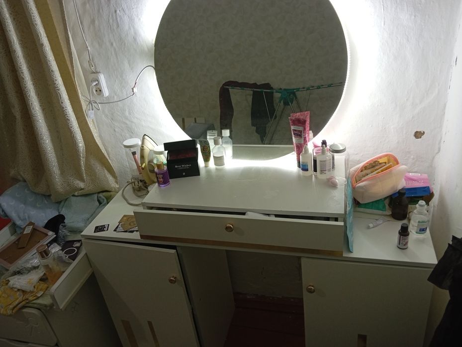 Спальный гарнитур