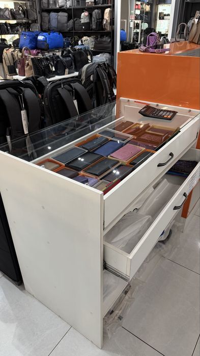 Продам торговое оборудование