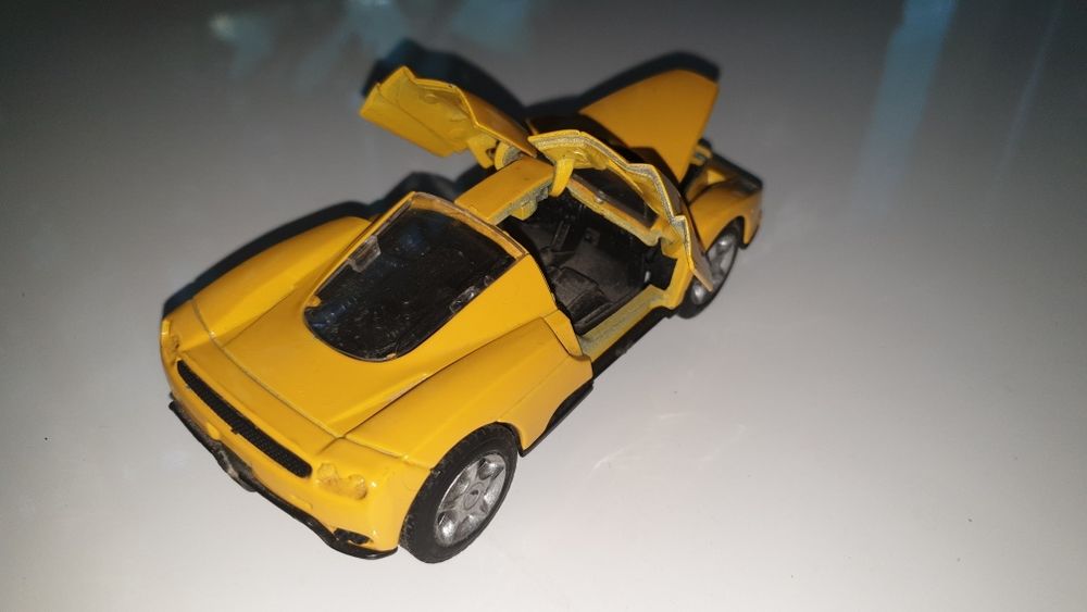 Детски играчки (Метални коли).