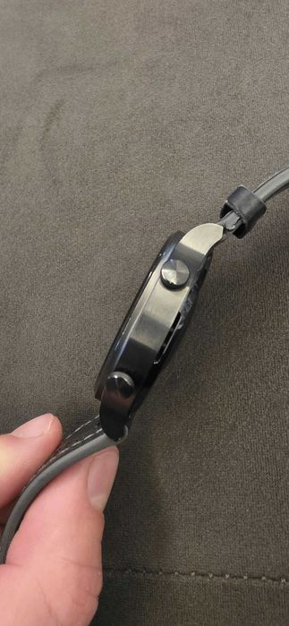 Продавам часовник Huawei GT2 pro