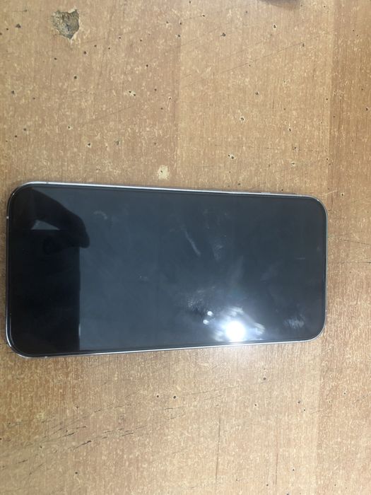 Продам айфон 14 про