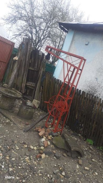 Casa cu 3 camere, mobilata, in comuna Saliste | Teren generos | Anexe