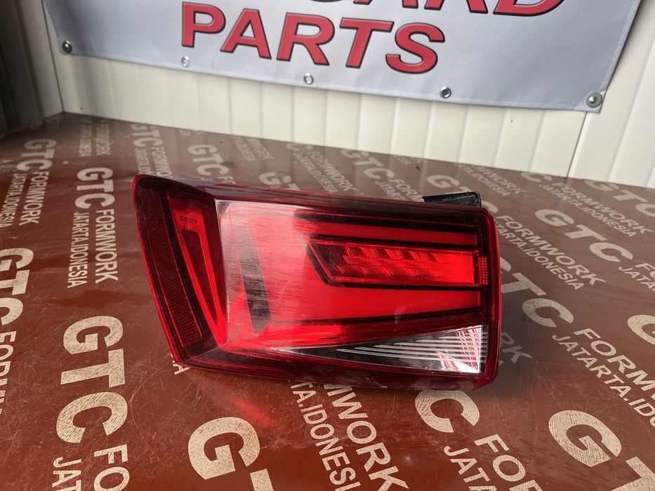 Стоп Seat Ateca Десен 2 бр ляв и десен