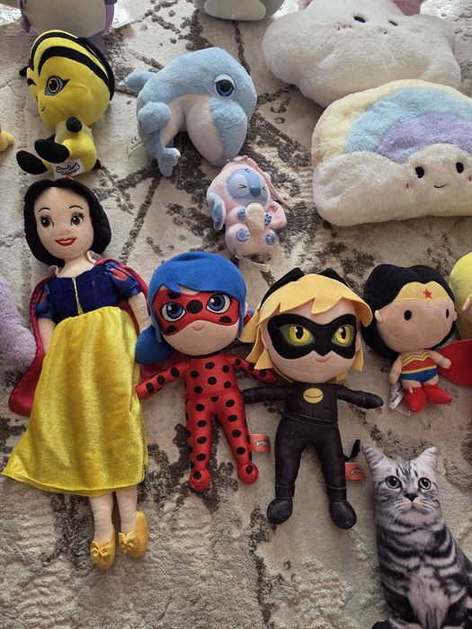 Lot  plusuri Disney buburuza Stitch ,  etc