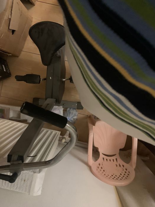 Vând bicicletă medicinală pentru sport.