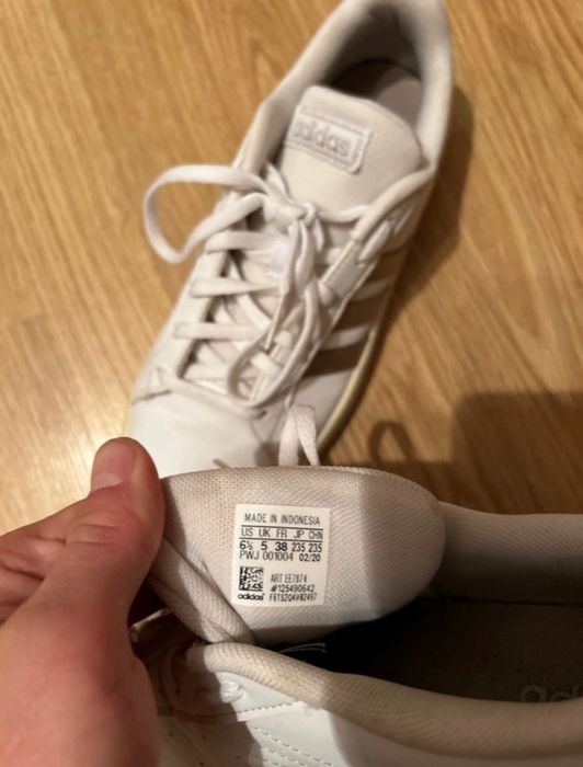 Adidasi dama , nr 38