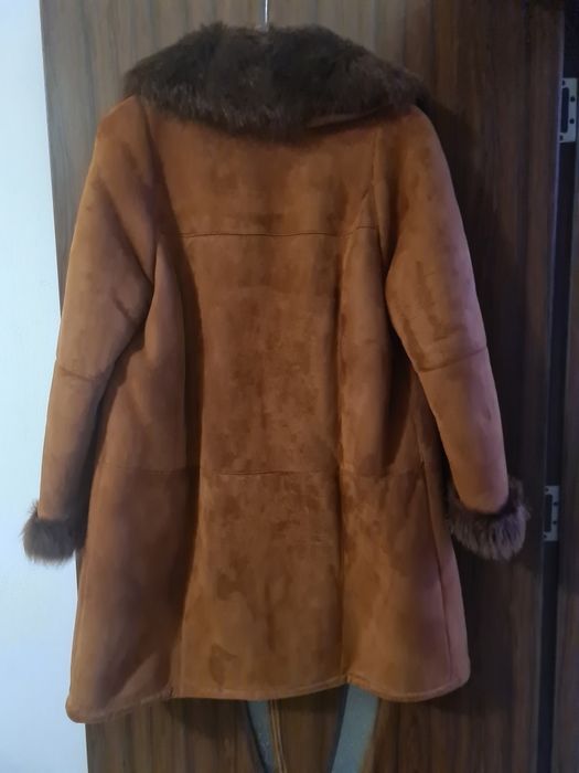Haină din piele și blăniță