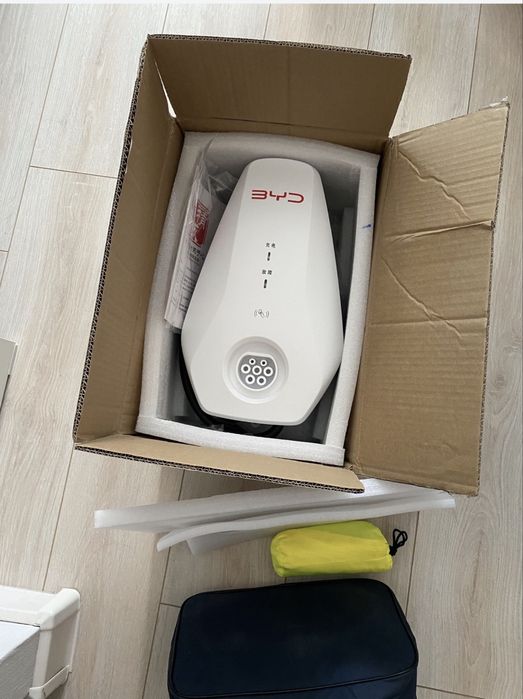 Зарядная станция BYD