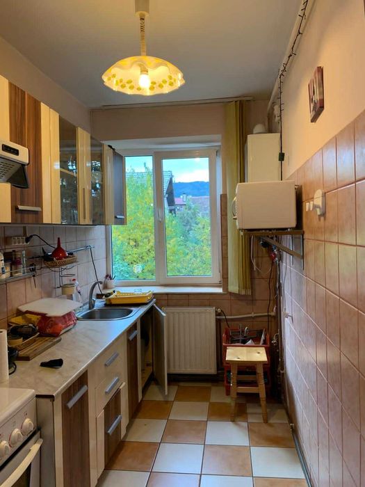 Apartament 2 camere cu pivniță, decomandat, Brașov, mobilat și utilat