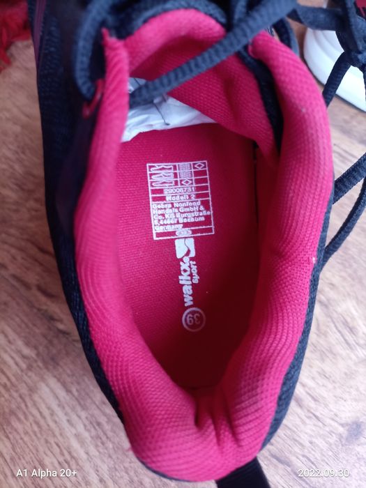 Дамски маратонки за бягане