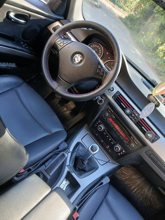 Vând Bmw e90 318d