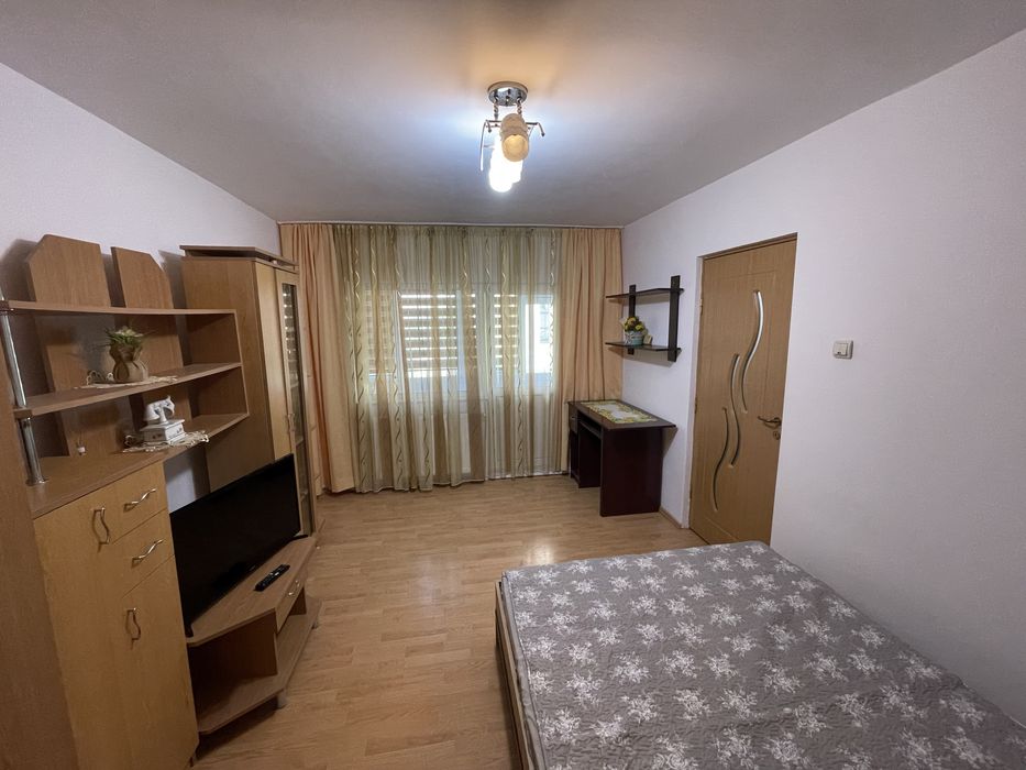 Garsoniera de inchiriat