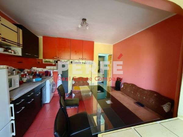 Продава се Тристаен апартамент в Бургас, Изгрев - 87 кв.м за 1552 €/кв.м - Снимка #2