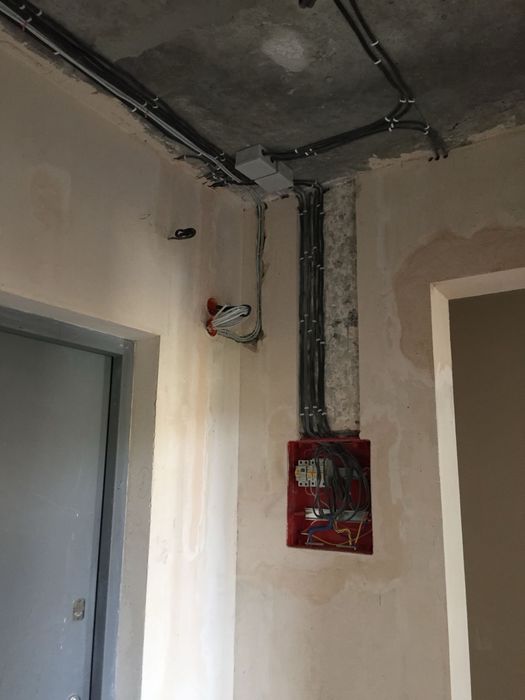 Монтаж электропроводки. Электрик