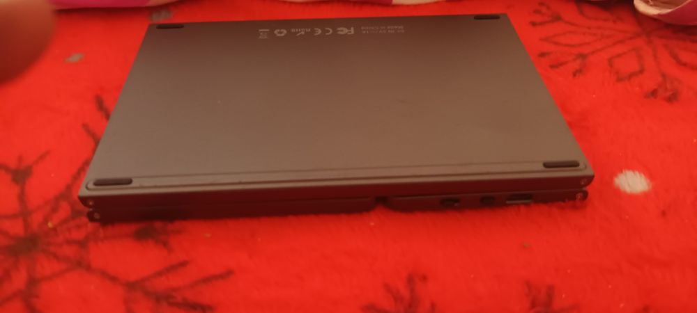 Tastatură jelly comb