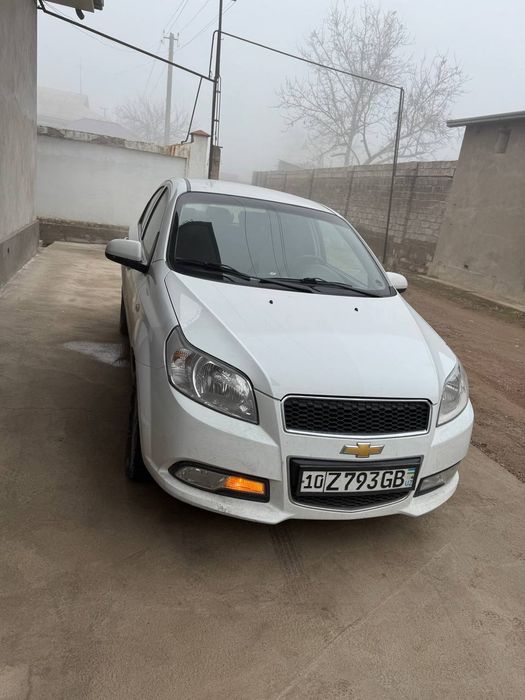 Автомобиль нексия 3