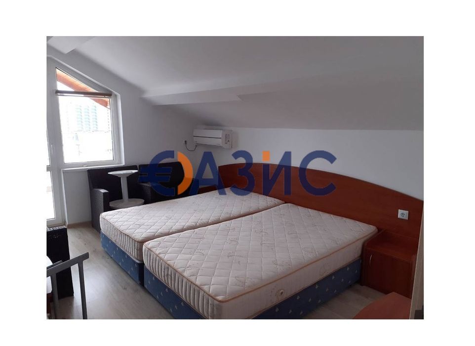 Нова триетажна къща с изглед към морето в гр. Свети Влас, Инцараки,