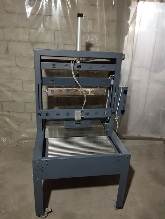 Qadoqlash stanoki sotiladi