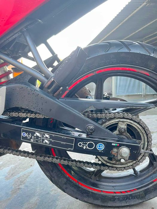 Honda CBR 125R 2014 / 14000 km / Rosu