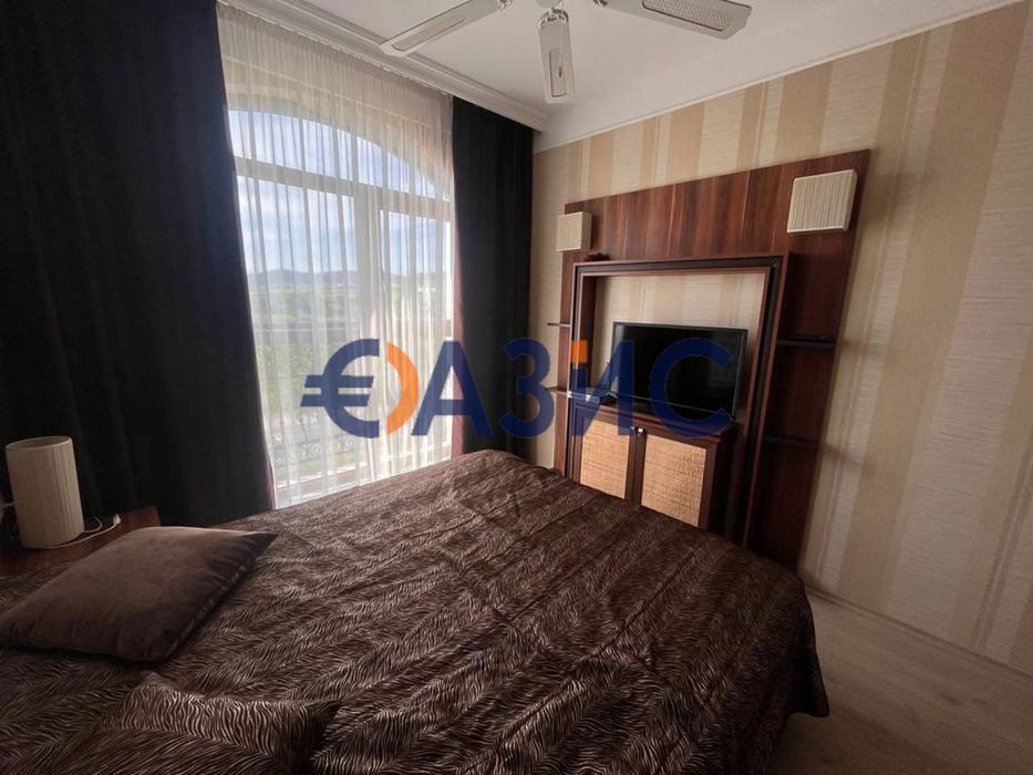 Продава се Тристаен апартамент в к.к. Слънчев бряг - 94 кв.м за 602 €/кв.м - Снимка #1