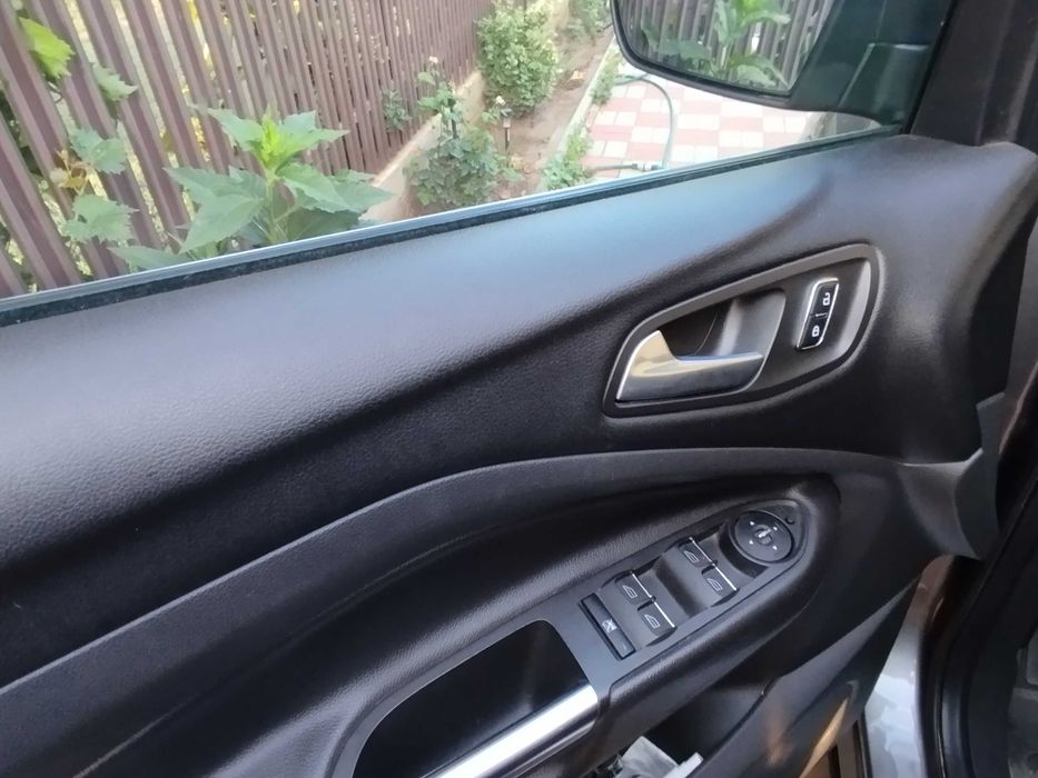 Ford Kuga 2014 Titanium 4WD Powershift