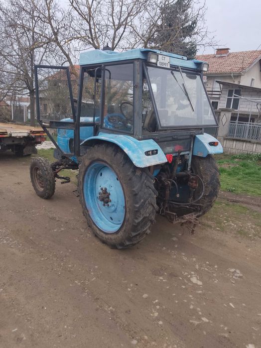 Трактор Болгар 82