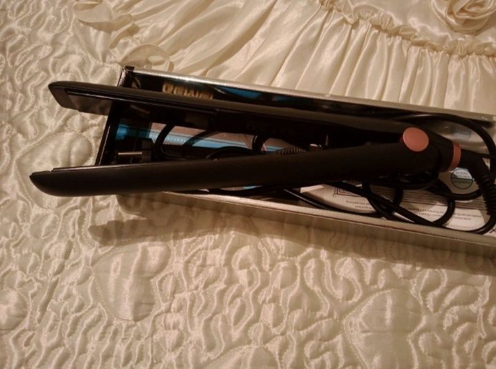 Утюжок выпрямитель волос