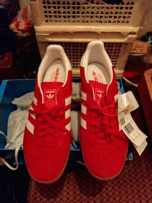 Adidas gazelle обувки