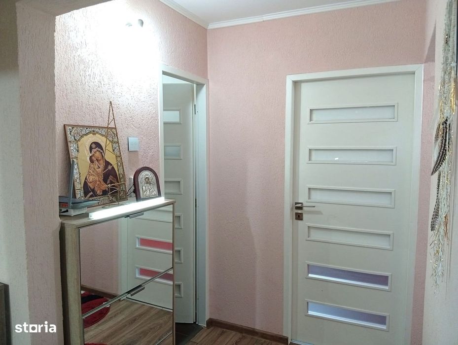 Apartament 3 camere in Confectii