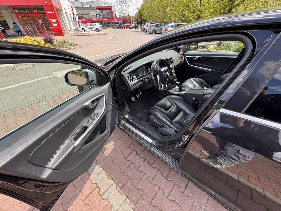 Volvo S60 D3 R-Design 2016 – Manuală – 150 CP