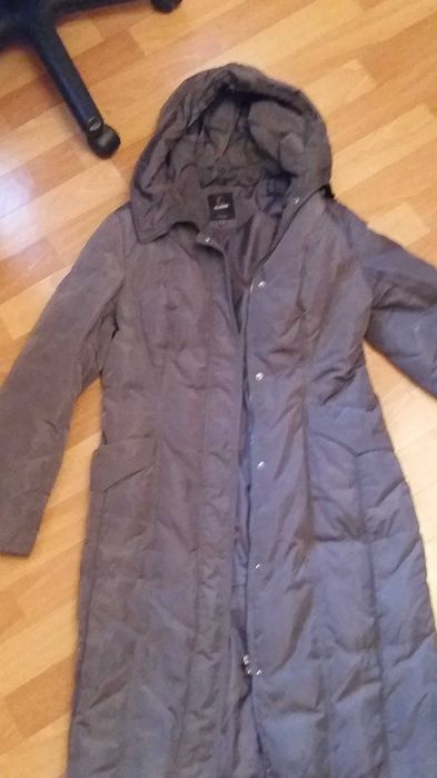 Пуховик с капюшоном