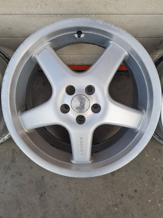 Джанти BORBET за VW AUDI SEAT SKODA Toyota Subaru R17 5x100 ET35 8J
