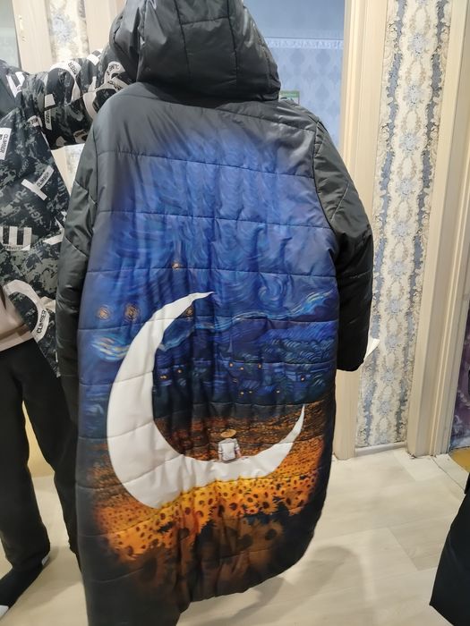 Продам зимнюю куртку