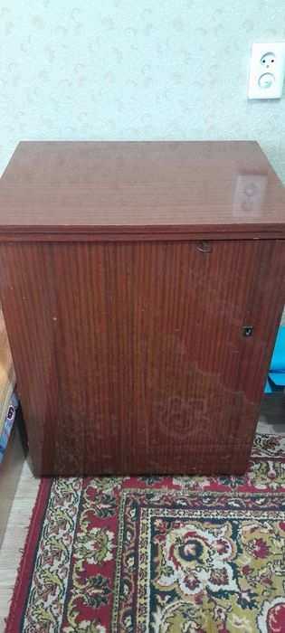 Продам швейную машинку