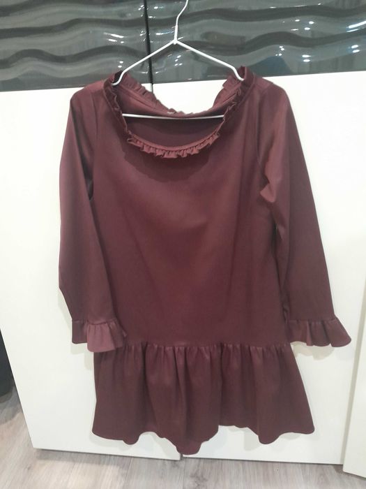 Платья нарядные, размер 44.