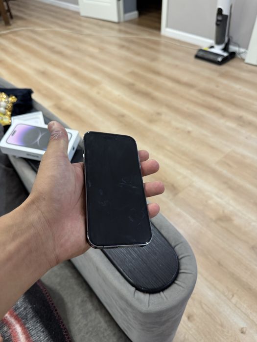 Iphone 14 pro 256Gb в идеале