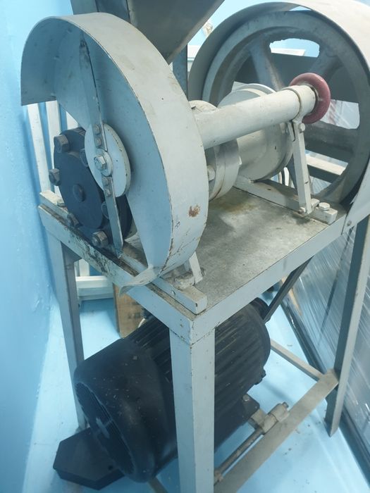 Utilaj facut pufuleti