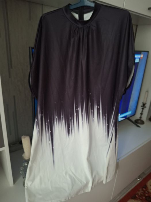 Продам чёрное платье