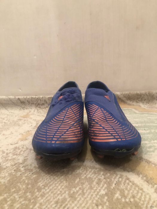 Продам кросовки по размером