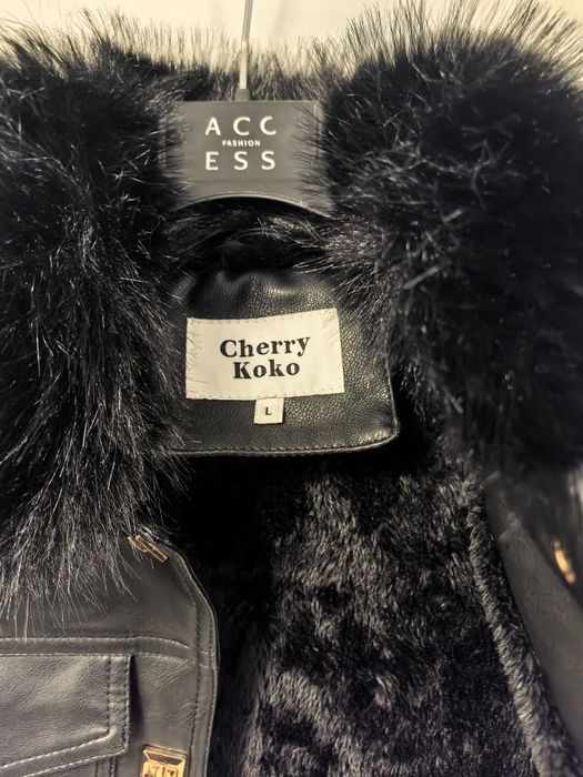 Дамско кожено яке от еко кожа и висококачествен еко пух. Яката се свал