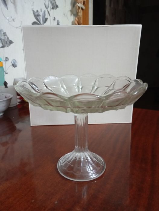 Продаю вазы советские