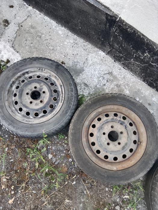 Продаю шины с дисками
