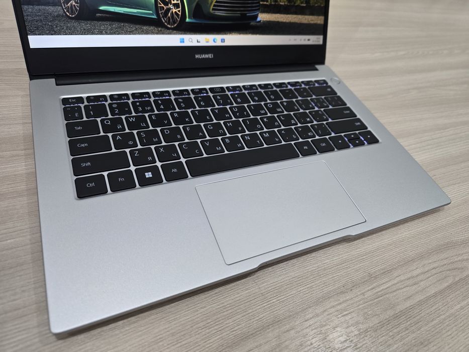 HUAWEI, Core i5-11Th, Ram 8Gb, SSD 512Gb, Full HD IPS