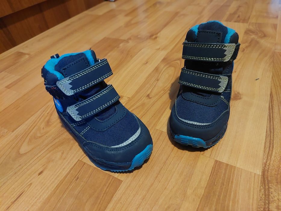 Детски обувки 22-26 номер