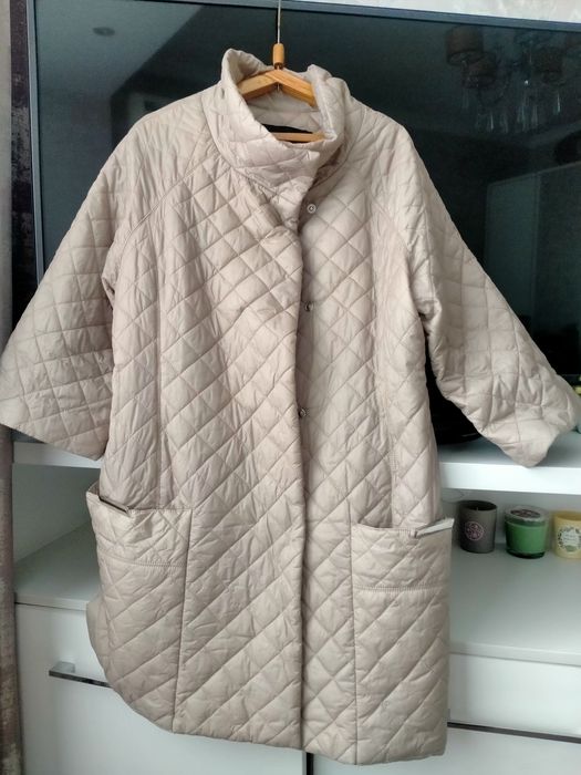 Лёгкая стёганая курточка