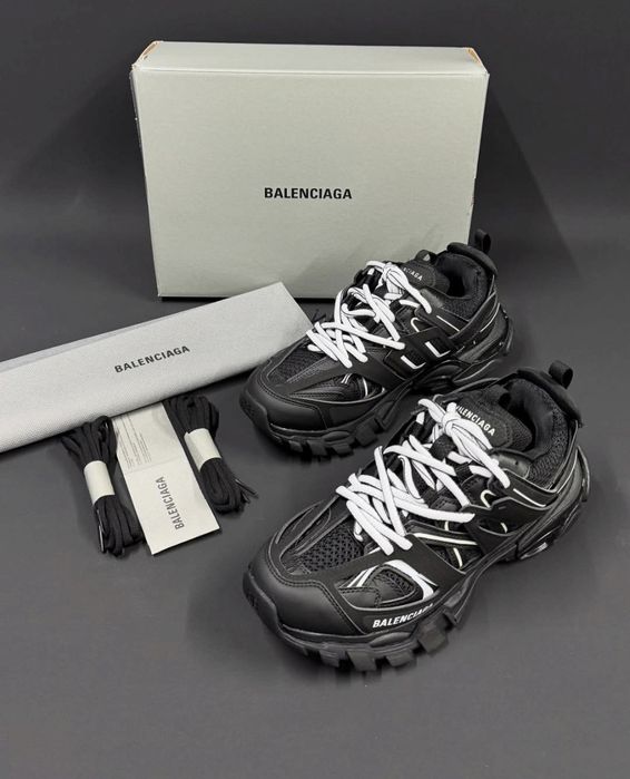Balenciaga track