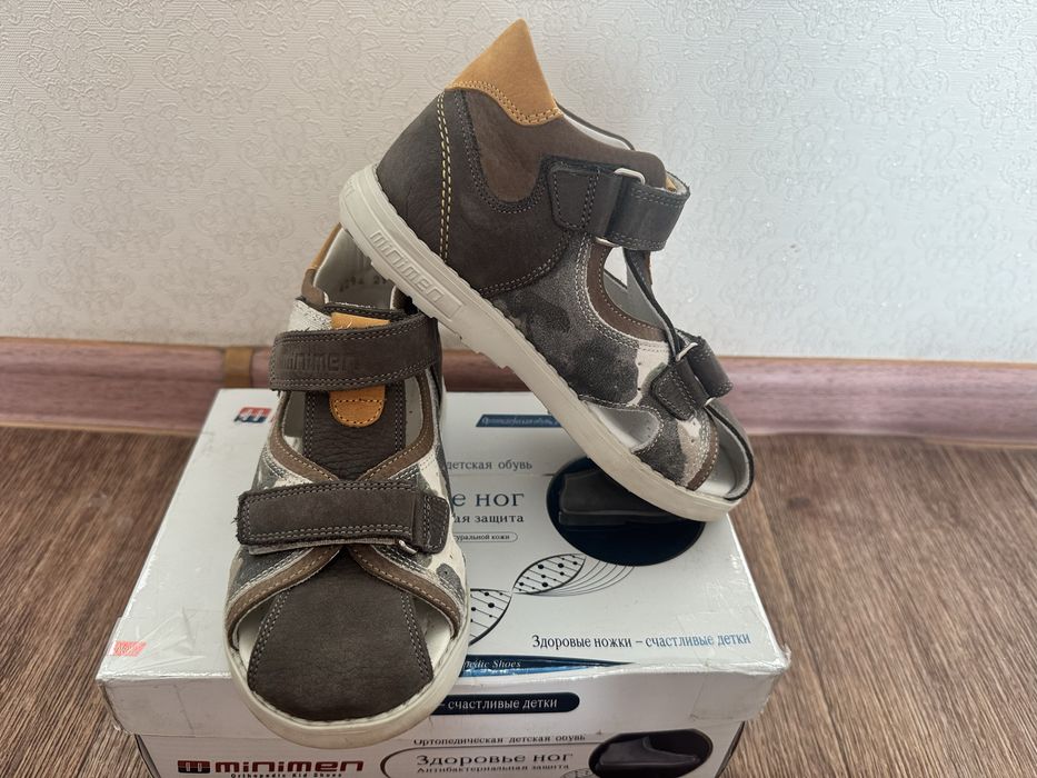 Продам сандалии